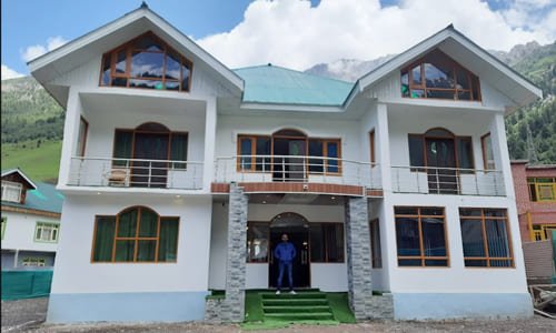 Hotel Golden Peak Sonamarg